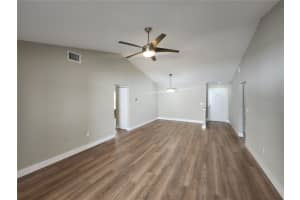 11132 WINDPOINT DRIVE, TAMPA, FL 33635 - MLS#MFRTB8430538