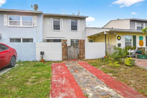 10008 Oak Hill Dr, TEMPLE TERRACE
