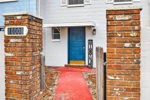 10008 OAK HILL DRIVE, TEMPLE TERRACE, FL 33617 Sold 11/13/25