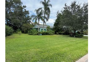 1434 HAGEN AVENUE, DUNEDIN, FL 34698 Sold 10/20/25
