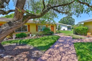 401 DORCHESTER PL #69, SUN CITY CENTER, FL 33573 - MLS#MFRTB8430595
