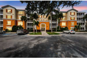 7905 SEMINOLE BOULEVARD, SEMINOLE, FL 33772 - MLS#MFRTB8430679
