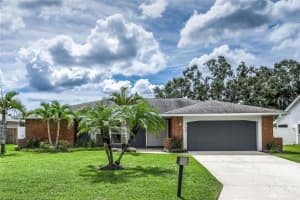 1213 Royal Oak Dr S, DUNEDIN