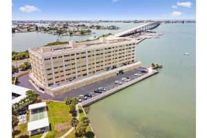 100 BLUFF VIEW DRIVE, BELLEAIR BLUFFS, FL 33770 - MLS#MFRTB8430723