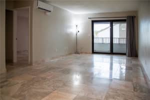 2025 LAKEWOOD CLUB DRIVE, ST PETERSBURG, FL 33712 - MLS#MFRTB8430775