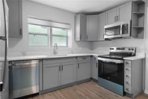 703 HAMILTON AVENUE, TAMPA, FL 33604 - MLS#MFRTB8430863