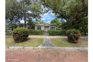 4327 3rd Ave S, ST PETERSBURG