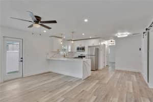 1872 NEW HAMPSHIRE AVENUE, ST PETERSBURG, FL 33703 - MLS#MFRTB8430914