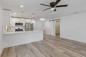 1872 NEW HAMPSHIRE AVENUE, ST PETERSBURG, FL 33703 - MLS#MFRTB8430914