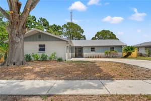 13211 111th Ln, LARGO
