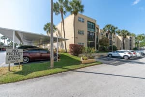 11485 Oakhurst Rd #221, LARGO