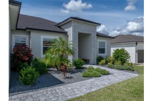 6941 BENTRIDGE DR, LAKELAND, FL 33813 - MLS#MFRTB8430937