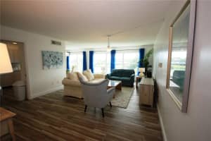 1655 HIGHLAND AVENUE, CLEARWATER, FL 33756 - MLS#MFRTB8431001