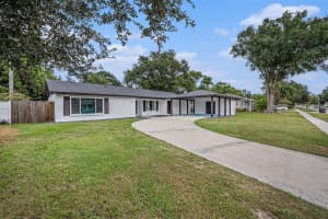 2515 LAKE ELLEN CIRCLE, TAMPA, FL 33618 - MLS#MFRTB8431013
