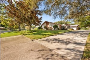 2100 Shelly Dr #b, PALM HARBOR