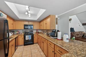 9516 CITRUS GLEN PLACE, TAMPA, FL 33618 - MLS#MFRTB8431048