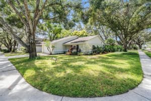 2326 FORREST CREST CIRCLE, LUTZ, FL 33549 - MLS#MFRTB8431059