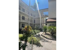 2209 BELLEAIR ROAD, CLEARWATER, FL 33764 Sold 11/25/25