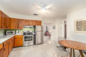 723 WILSON AVENUE, LAKELAND, FL 33801 - MLS#MFRTB8431068