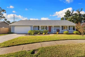2016 Gayle Pl, CLEARWATER