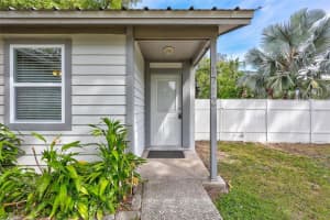 1712 CLUB COURT, TAMPA, FL 33612 - MLS#MFRTB8431082