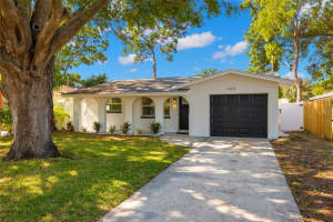 162 LINCOLN CIRCLE, ST PETERSBURG, FL 33702 - MLS#MFRTB8431137