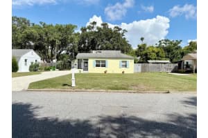 1427 Santa Anna Dr, DUNEDIN