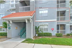 18001 Richmond Place Dr #123, TAMPA