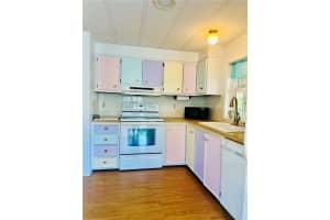 2213 PIAZZA DRIVE, SARASOTA, FL 34238 - MLS#MFRTB8431259