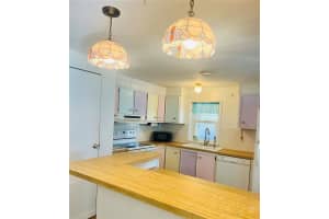 2213 PIAZZA DRIVE, SARASOTA, FL 34238 - MLS#MFRTB8431259