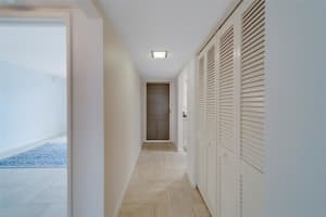 2944 BAY DRIVE, BELLEAIR BLUFFS, FL 33770 - MLS#MFRTB8431299