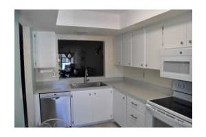 2630 WOODGATE LANE, SARASOTA, FL 34231 - MLS#MFRTB8431315