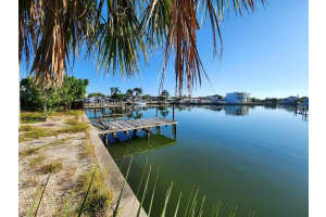 1450 SEA GULL DRIVE, ST PETERSBURG, FL 33707 Sold 12/08/25