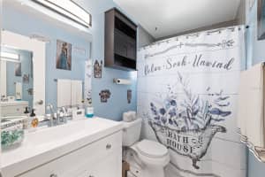 1205 HACIENDA DRIVE, SUN CITY CENTER, FL 33573 - MLS#MFRTB8431321