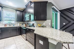 906 VINEYARD LANE, OLDSMAR, FL 34677 - MLS#MFRTB8431331