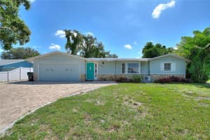 5529 YORKSHIRE WAY, SARASOTA, FL 34231 - MLS#MFRTB8431380