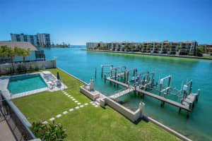 678 76TH AVENUE, ST PETERSBURG, FL 33706 - MLS#MFRTB8431387