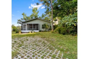 715 1ST AVENUE, LARGO, FL 33770 - MLS#MFRTB8431402