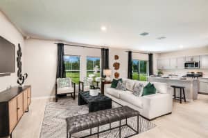4716 ROLLING LAKE LANE, DAVENPORT, FL 33837 - MLS#MFRTB8431417
