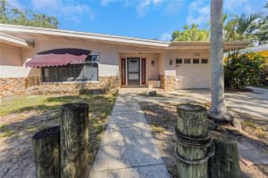 318 MEHLENBACHER ROAD, BELLEAIR, FL 33756 Sold 10/30/25