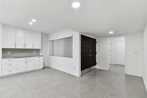 4220 FAIRWAY RUN, TAMPA, FL 33618 - MLS#MFRTB8431540