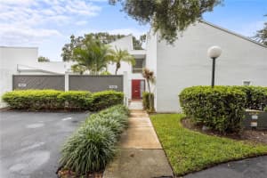 14223 CYPRESS CIRCLE, TAMPA, FL 33618 - MLS#MFRTB8431588