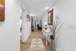 14223 CYPRESS CIRCLE, TAMPA, FL 33618 - MLS#MFRTB8431588