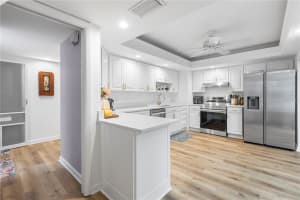 14223 CYPRESS CIRCLE, TAMPA, FL 33618 - MLS#MFRTB8431588