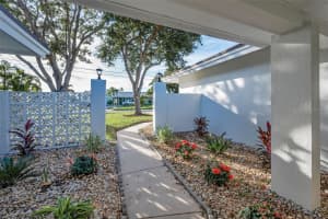 1695 CLEARWATER HARBOR DRIVE, LARGO, FL 33770 - MLS#MFRTB8431604
