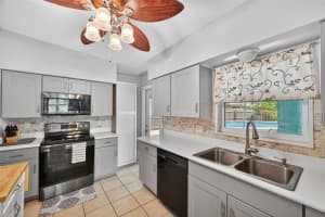 8486 PELICAN LANE, SEMINOLE, FL 33777 - MLS#MFRTB8431614