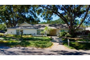 2770 Westchester Dr S, CLEARWATER