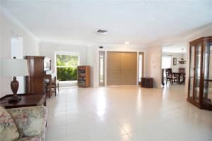 2770 WESTCHESTER DRIVE, CLEARWATER, FL 33761 Sold 11/26/25