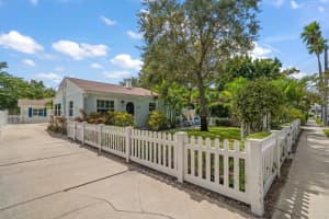 417 SCOTLAND STREET, DUNEDIN, FL 34698 Sold 10/31/25