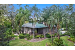 1252 LAKE DRIVE, TARPON SPRINGS, FL 34688 - MLS#MFRTB8431734